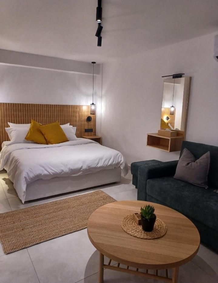 Terrazza Suites Paphos Esterno foto