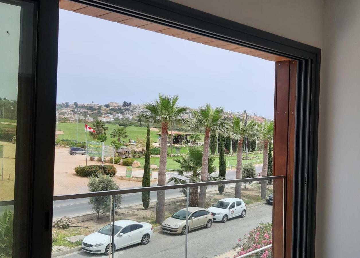 Terrazza Suites Paphos Esterno foto