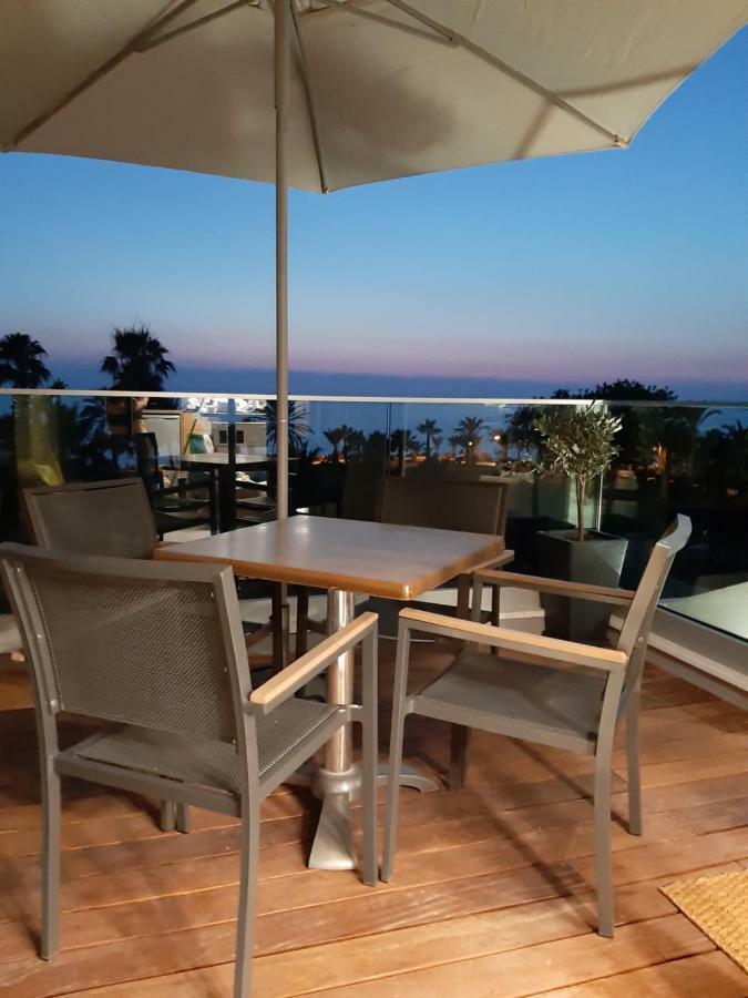 Terrazza Suites Paphos Esterno foto